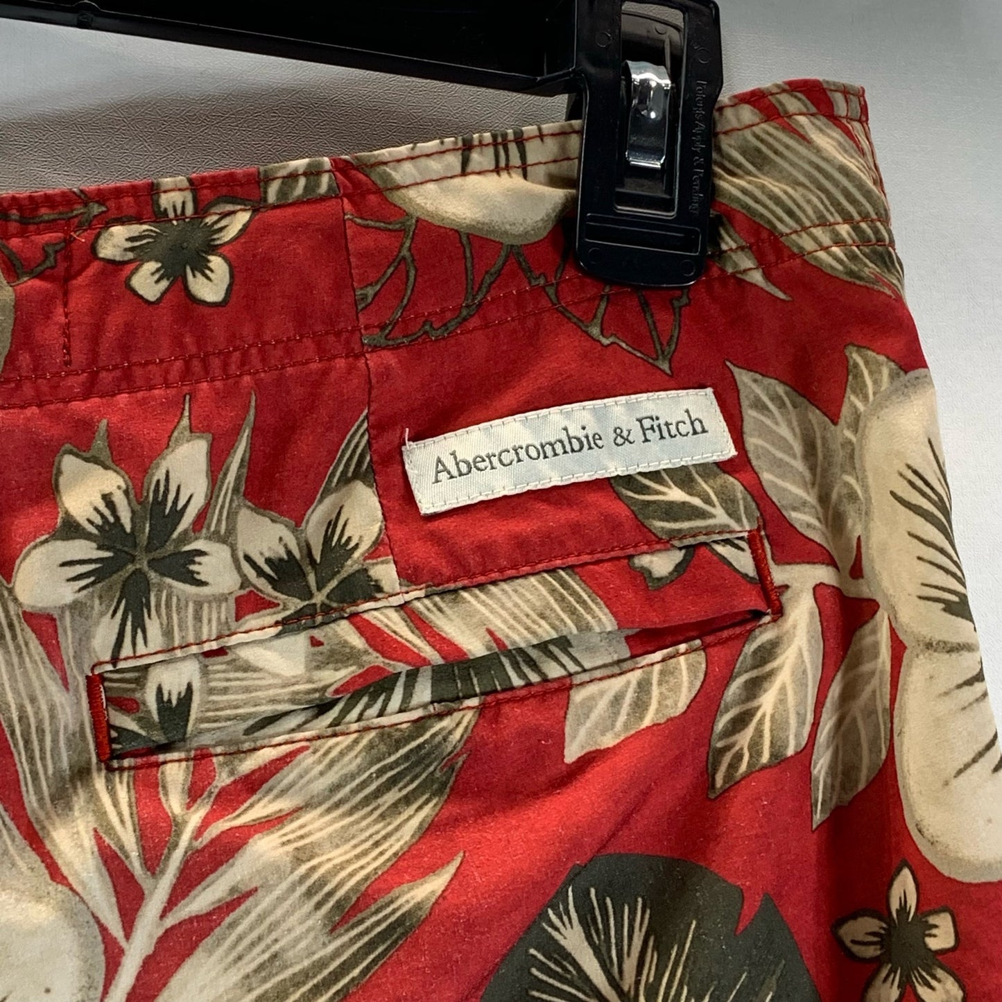 ABERCROMBIE & FITCH Men's Red Floral Tropical Pull-On Board Shorts SZ 29