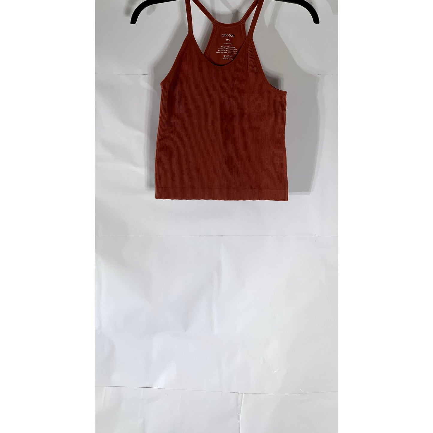 ODODOS Women's Bar Red Ribbed Scoop-Neck Seamless Long Cropped Tank Top SZ M/L