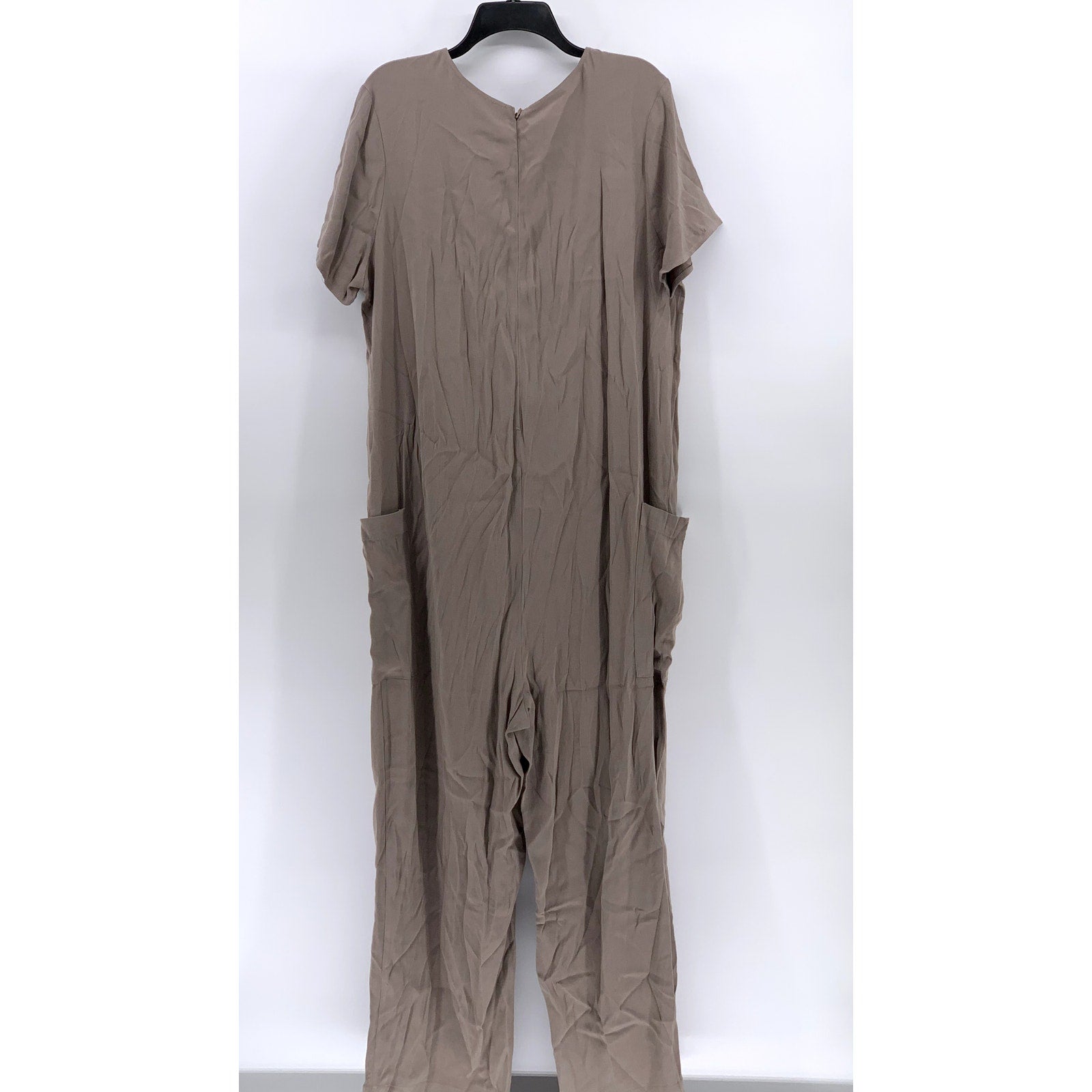 UNIVERSAL STANDARD Women's Beige V-Neck Casual Short Sleeve Jumpsuit SZ M