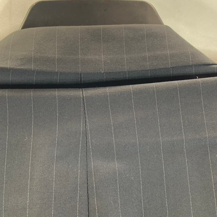 CARAVELLI Men's Black Pinstripe Three-Button Suit Jacket SZ 44S