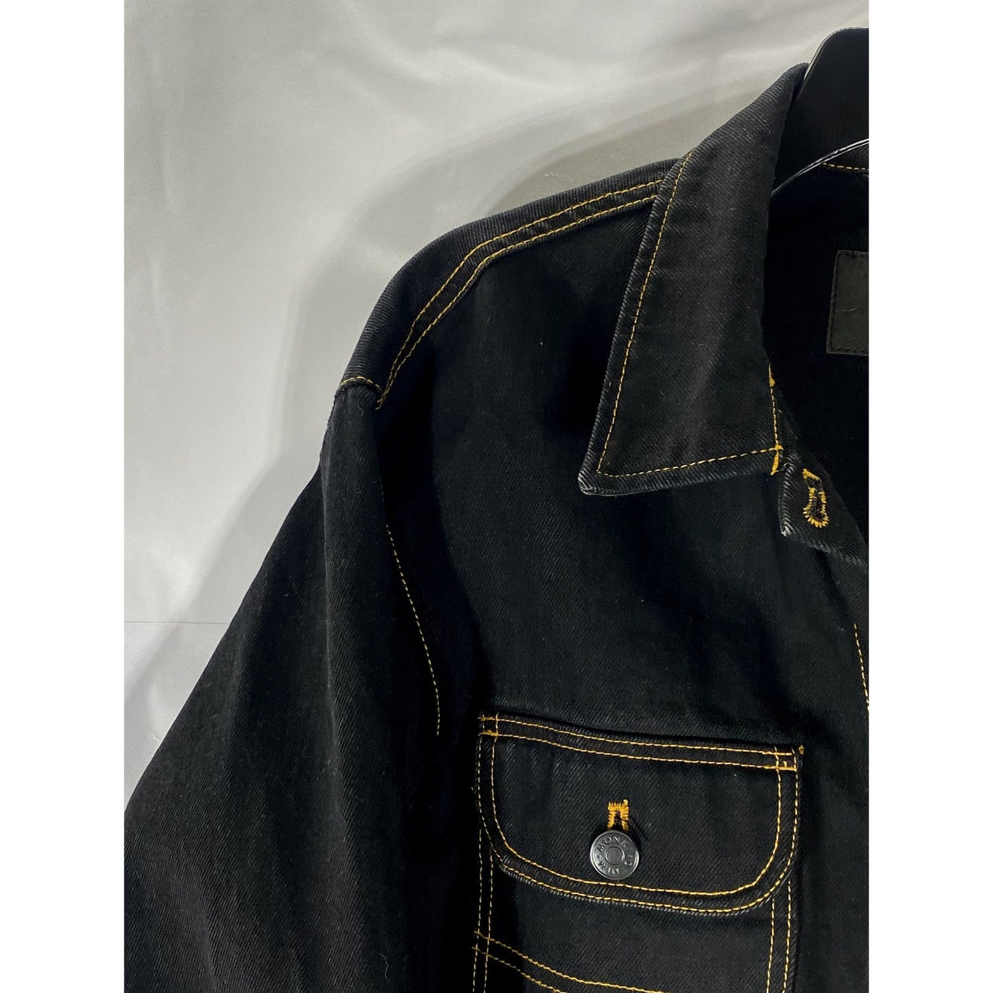 MONKI Women’s Black Denim Overstitch Four Pocket Trucker Jacket SZ XS