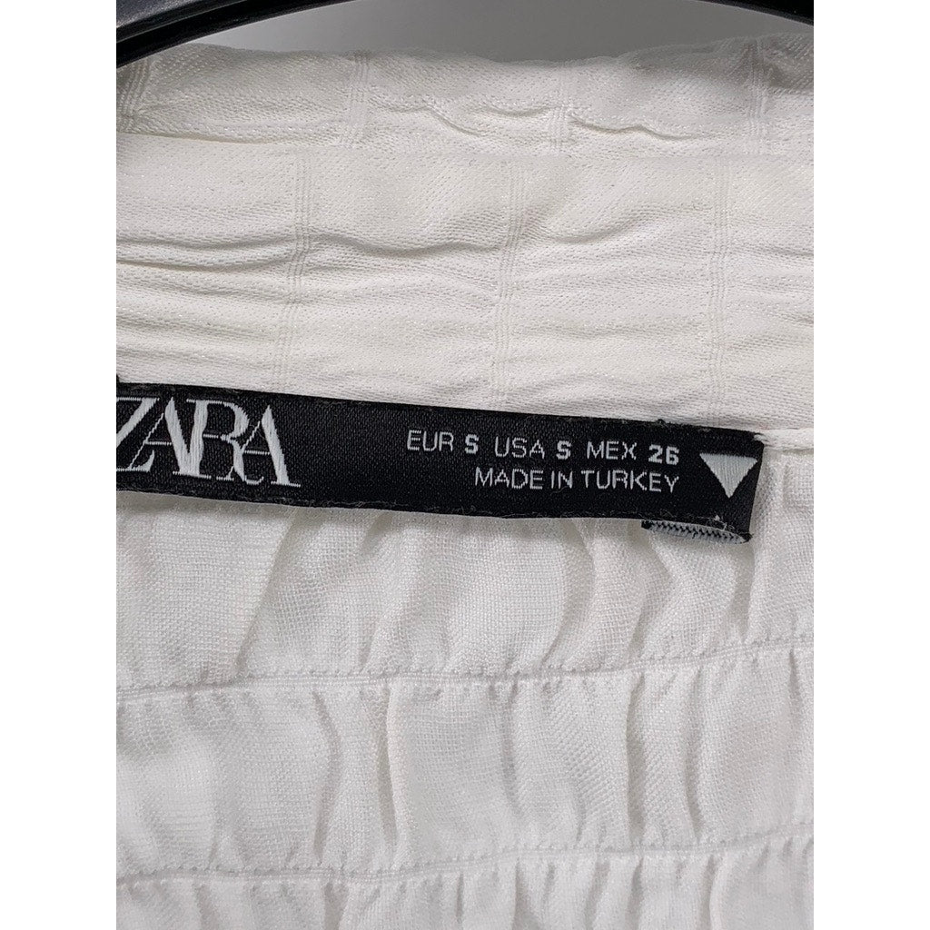 ZARA Women's White Textured Two-Button Top SZ S