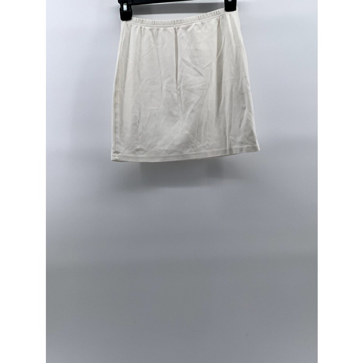 UNBRANDED Women's White Solid Pocketless Casual Straight Mini Skirt SZ M