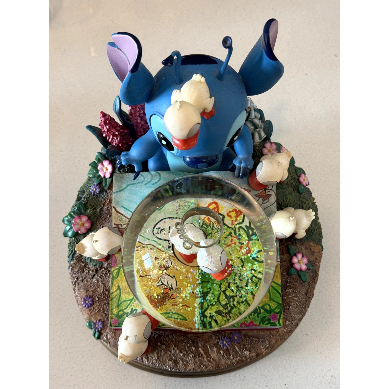 DISNEY RARE 2007 LE Lilo & Stitch Ugly Duckling Music Snow Globe 8.5"