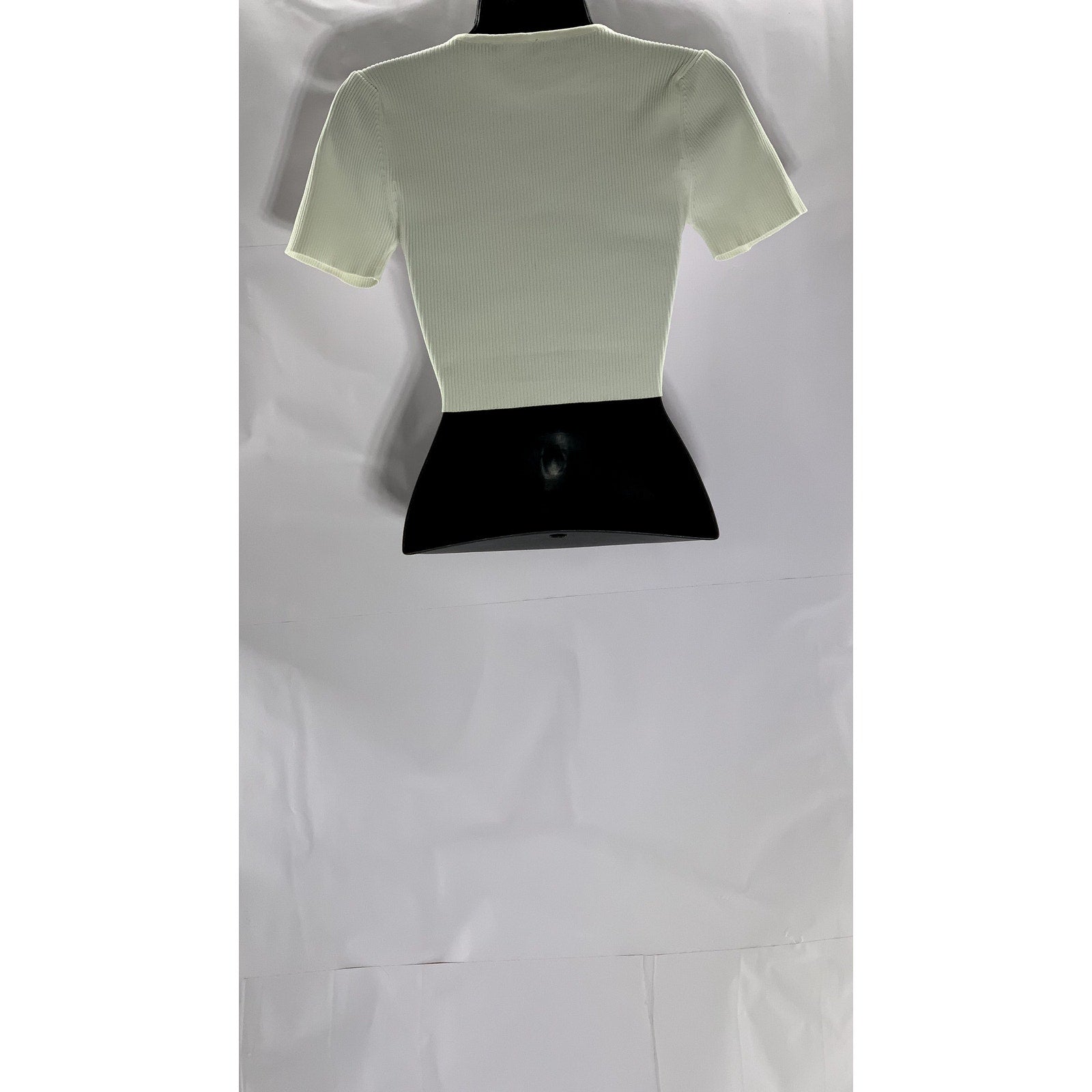 ZARA Women's White Ribbed Cutout Shoulder Crewneck Short Sleeve Crop Top SZ S