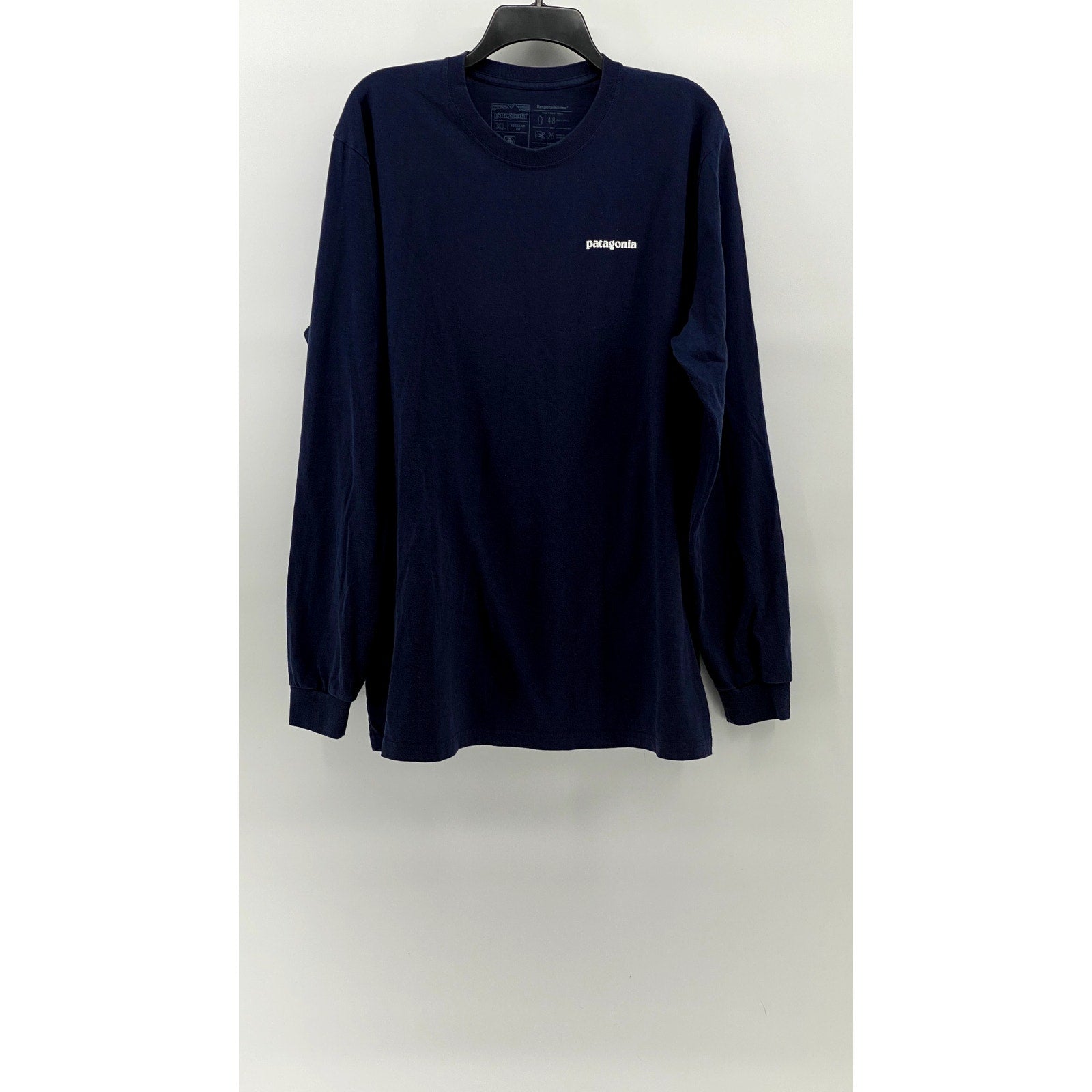 PATAGONIA Men's Navy Logo Crewneck Regular-Fit Casual Responsibili-Tee SZ XL