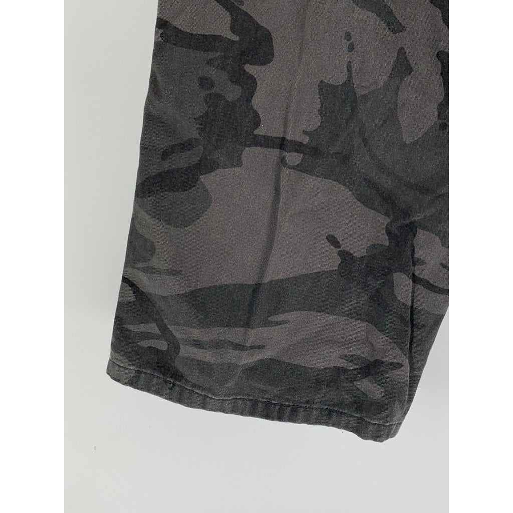 WRANGLER Men’s Charcoal Gray Camo Straight-Leg Cargo Pants SZ 34x32