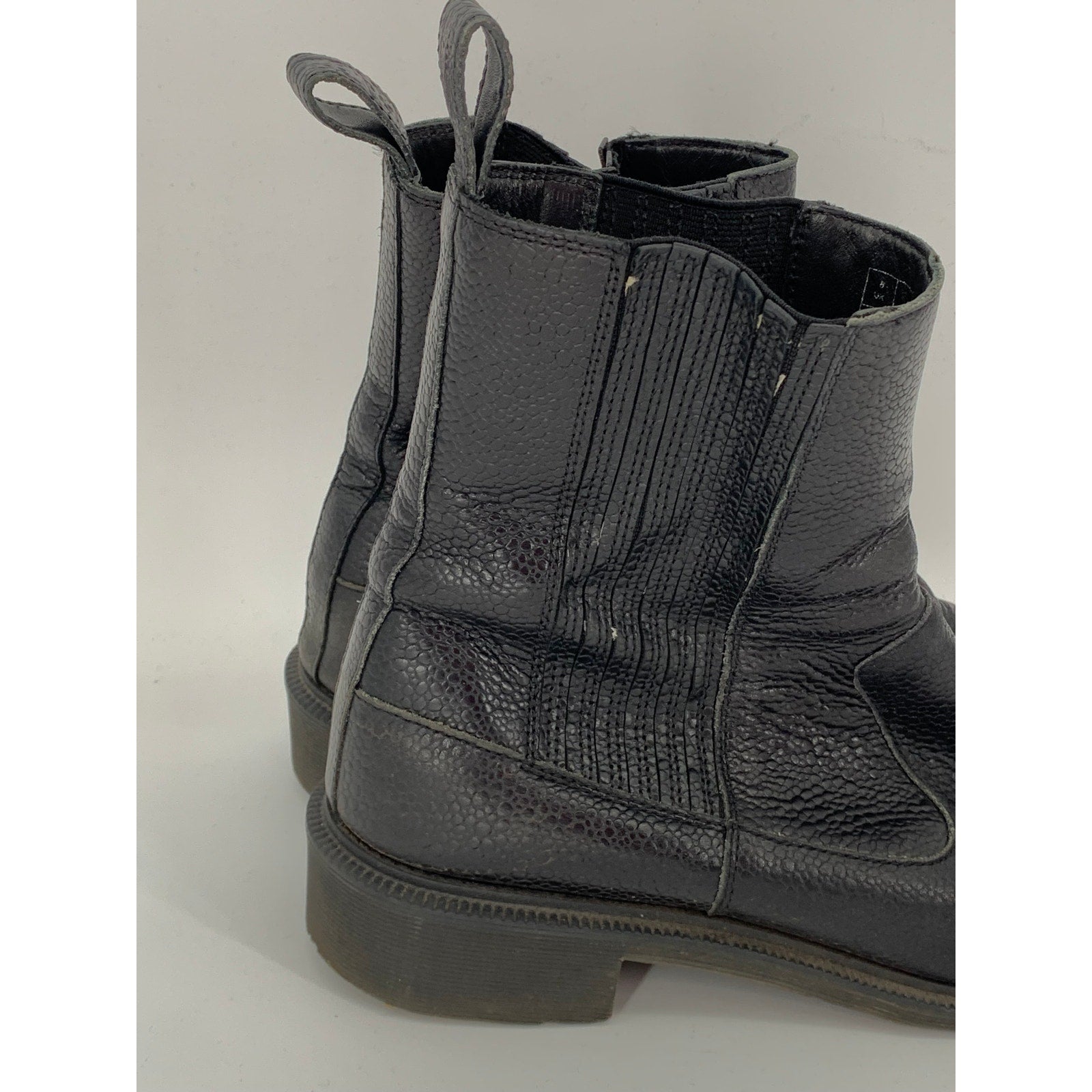 DR. MARTENS Women's Black Solid Eleanore Pull-On Ankle Chelsea Boots SZ 10