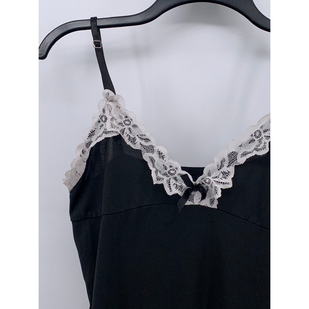 UNBRANDED Women's Black-White Lace-Trim V-Neck Spaghetti Strap Sleep Dress SZ M
