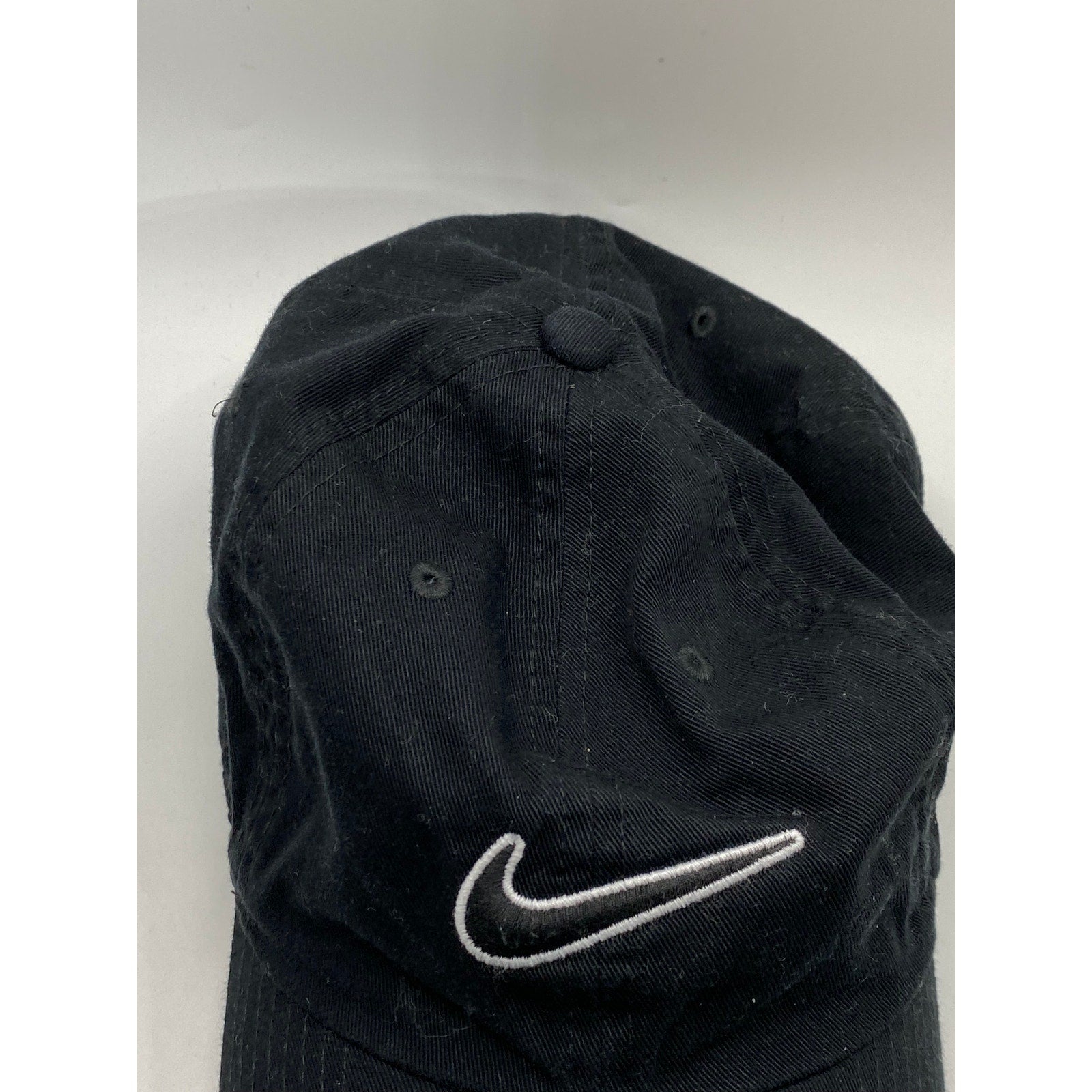NIKE Unisex Adult Black-White Heritage 86 Embroidered Swoosh Baseball Hat SZ OS