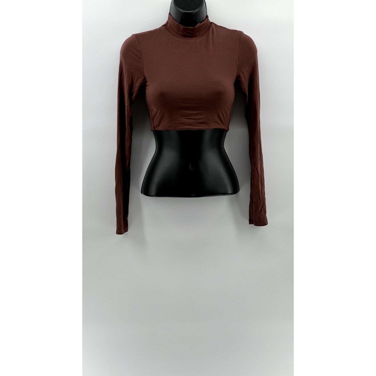 KLASSY NETWORK Women's Brown Seamless Long Sleeve Turtleneck Cropped Top SZ XS
