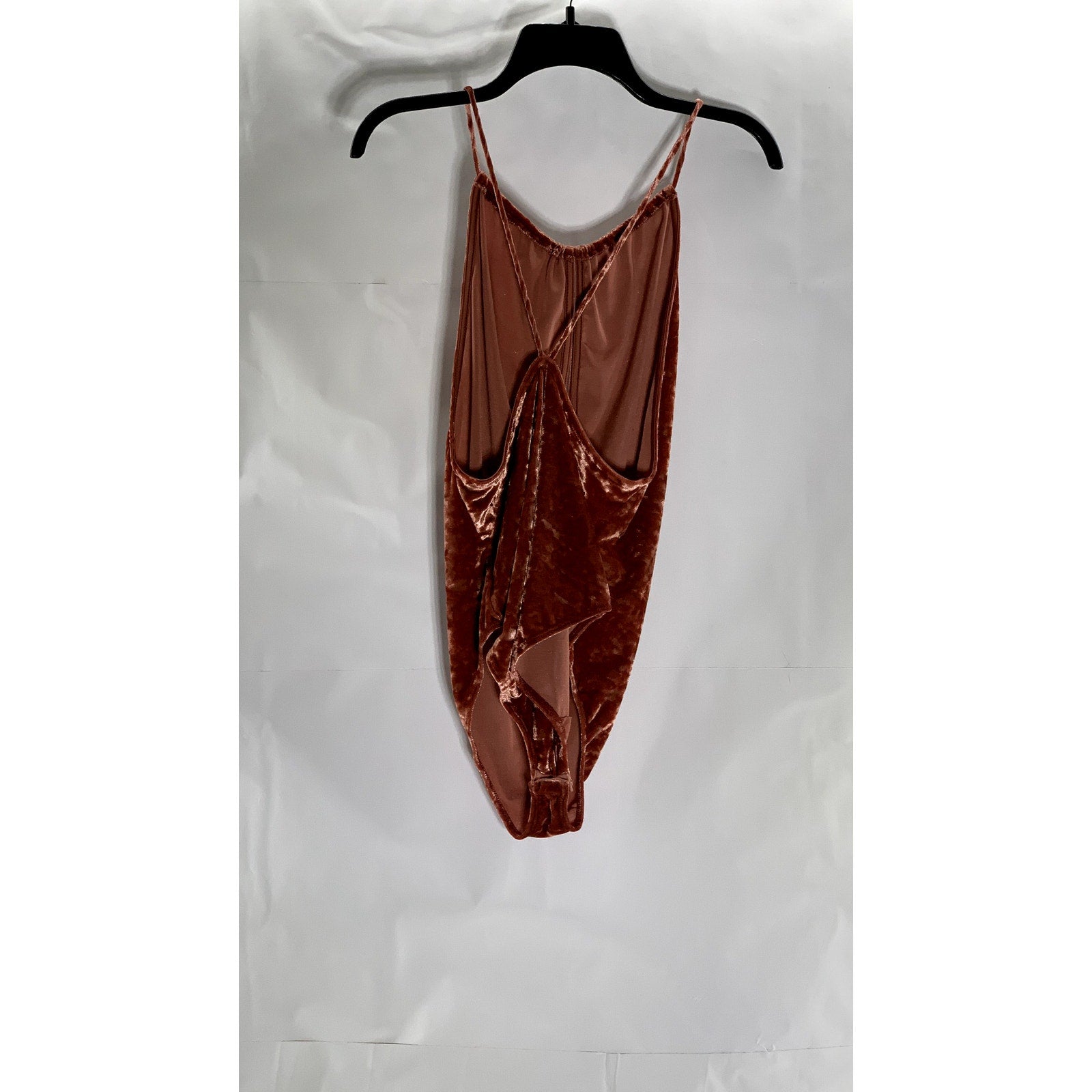 OUT FROM UNDER Women's Rust Velvet Keyhole Racerback Halter Bodysuit SZ L
