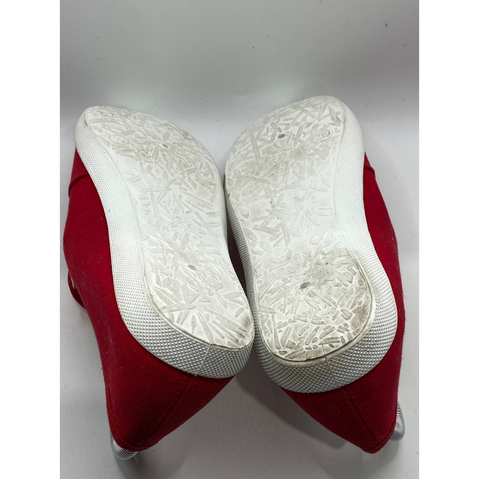 UNBRANDED Women's red Canvas Bungee Lace-Up Round-Toe Casual Flat Sneakers SZ 8