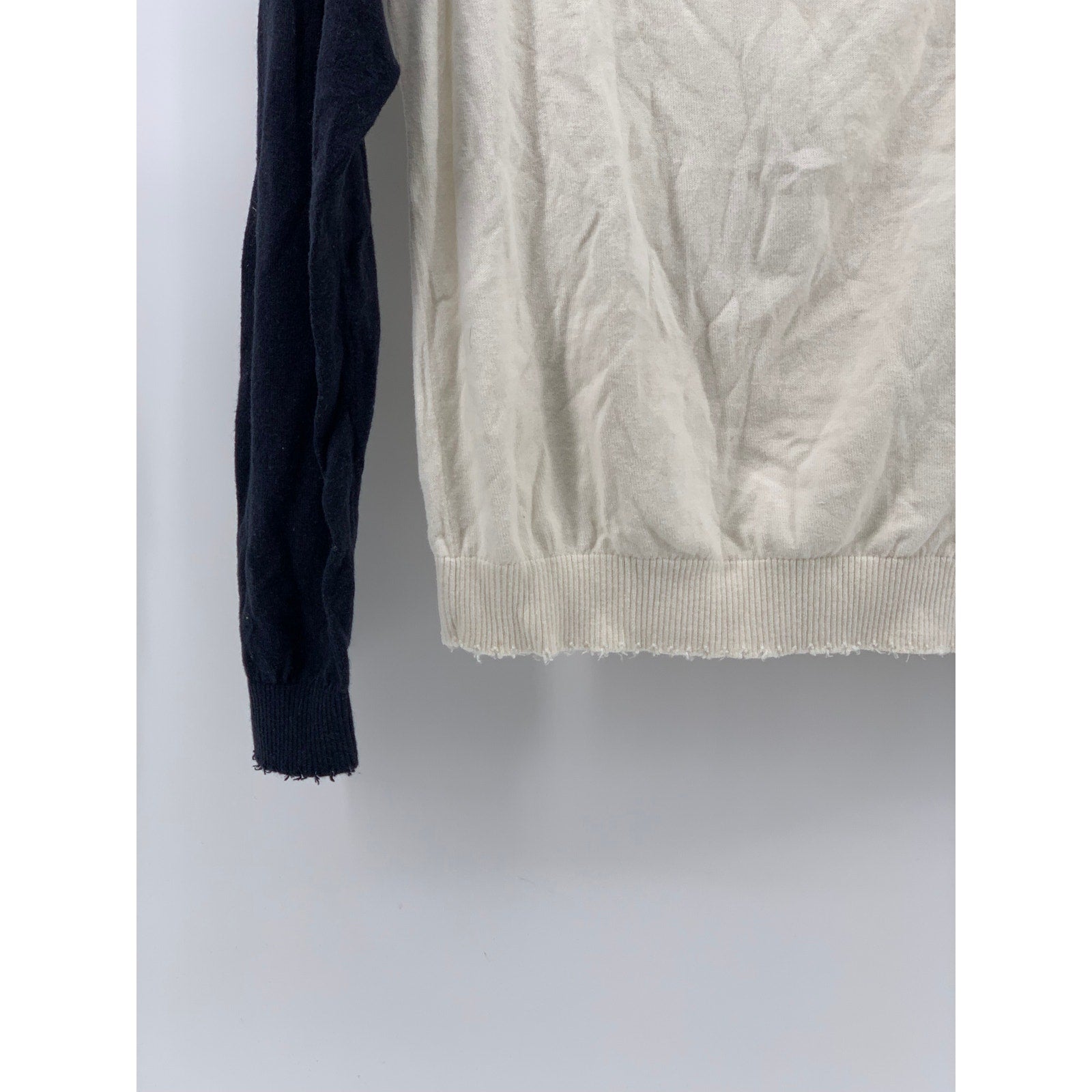 MINNIEROSE Women's White-Navy Color-Block Distressed Knit Pullover Sweater SZ S