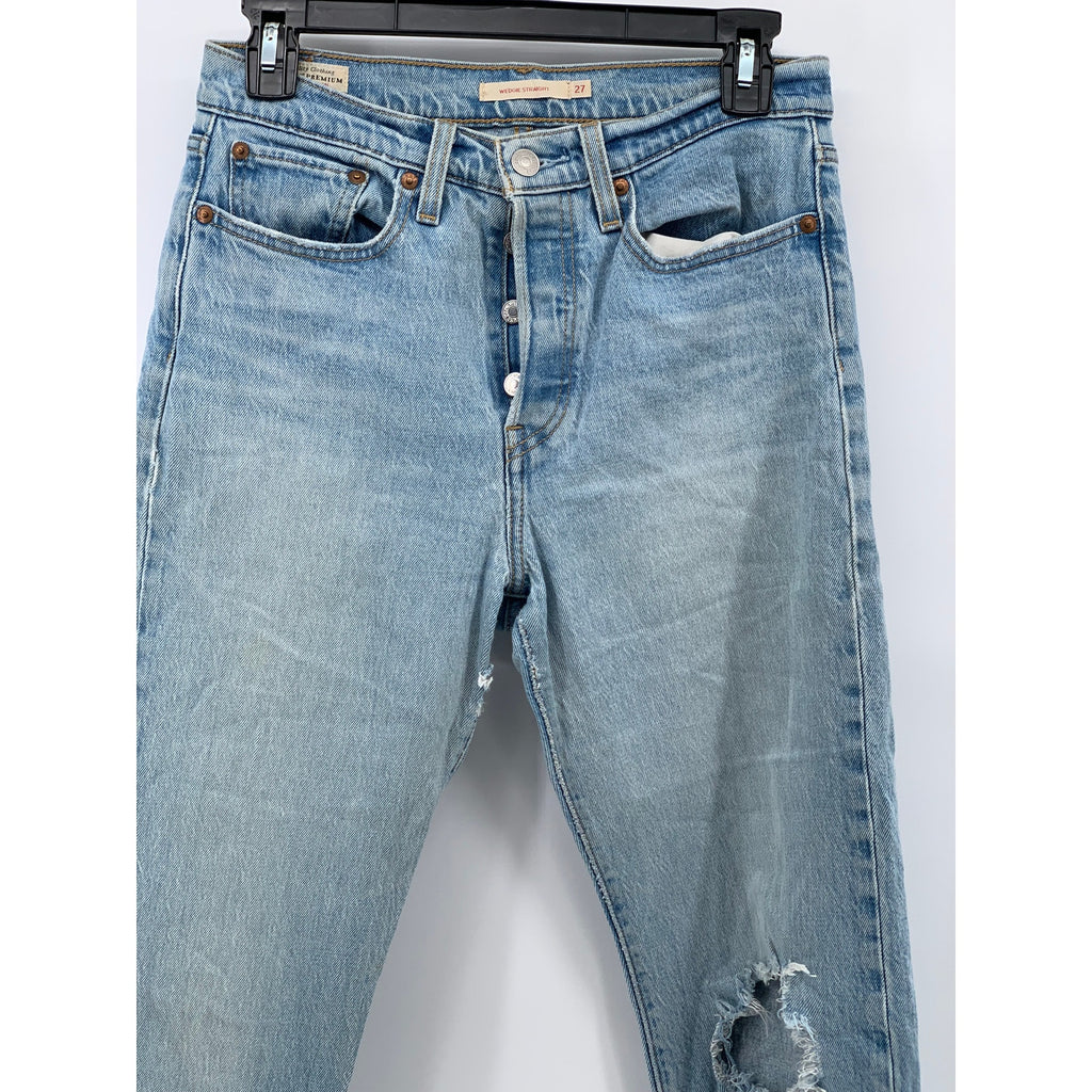 LEVI'S Women's Light Wash Denim Distressed Wedgie Straight Ankle Jeans SZ 27