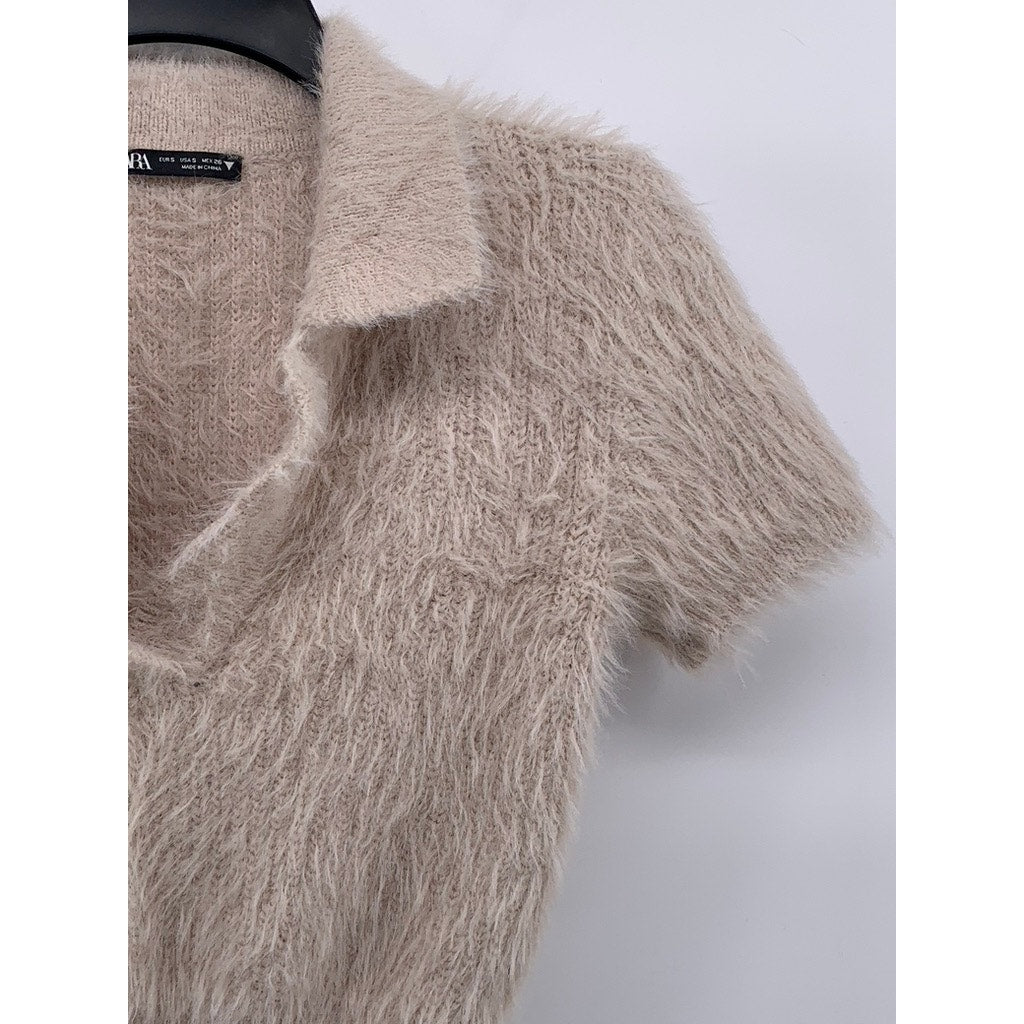 ZARA Women's Beige Fuzzy Knit Split-Neck Short Sleeve Cropped Polo Top SZ S