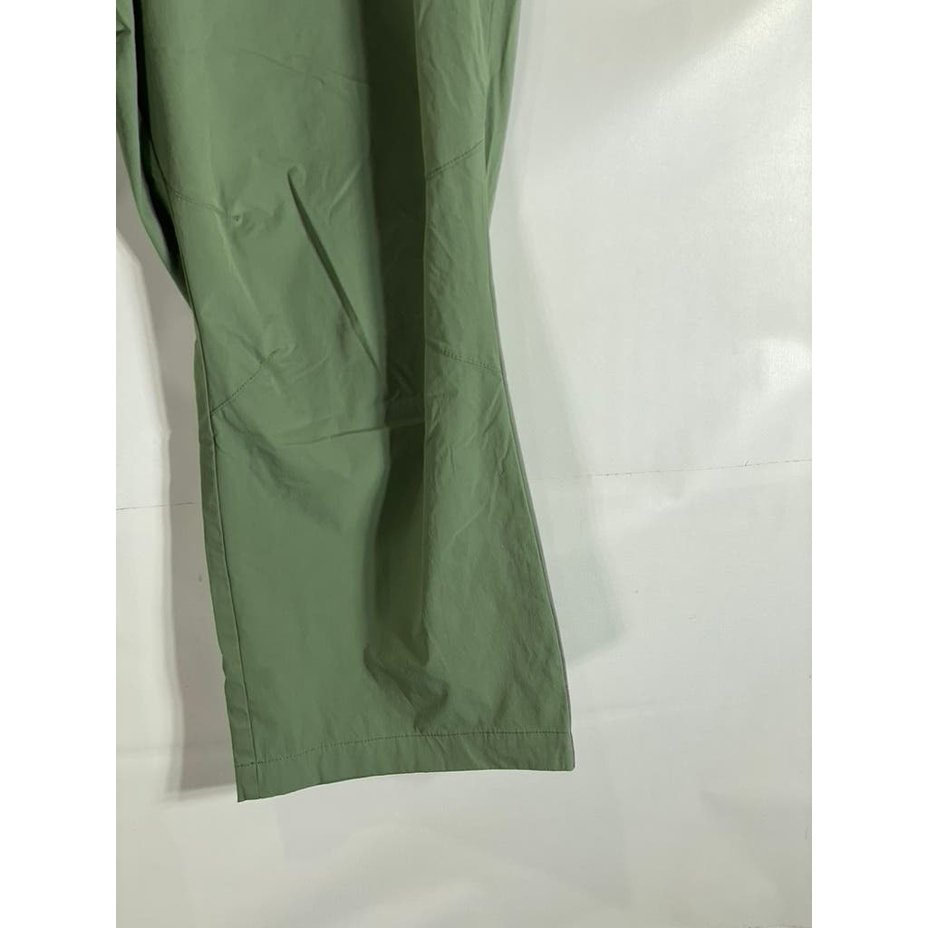 ULLA POPKEN Women's Plus Size Green Stretch Slant Zipper-Pockets Capri Pant SZ20