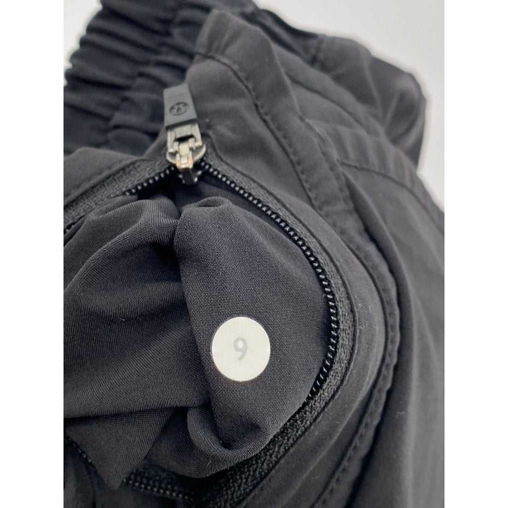 LULULEMON Women's Black Solid Elastic Waist Pull-On Active Shorts SZ 6