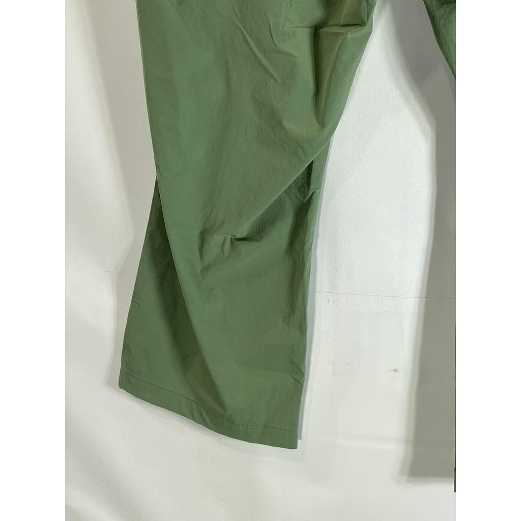 ULLA POPKEN Women's Plus Size Green Stretch Slant Zipper-Pockets Capri Pant SZ20