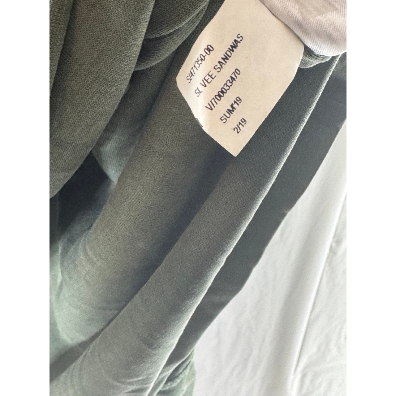 BANANA REPUBLIC Women's Green Sandwash Modal V-Neck Sleeveless Blouse SZ M