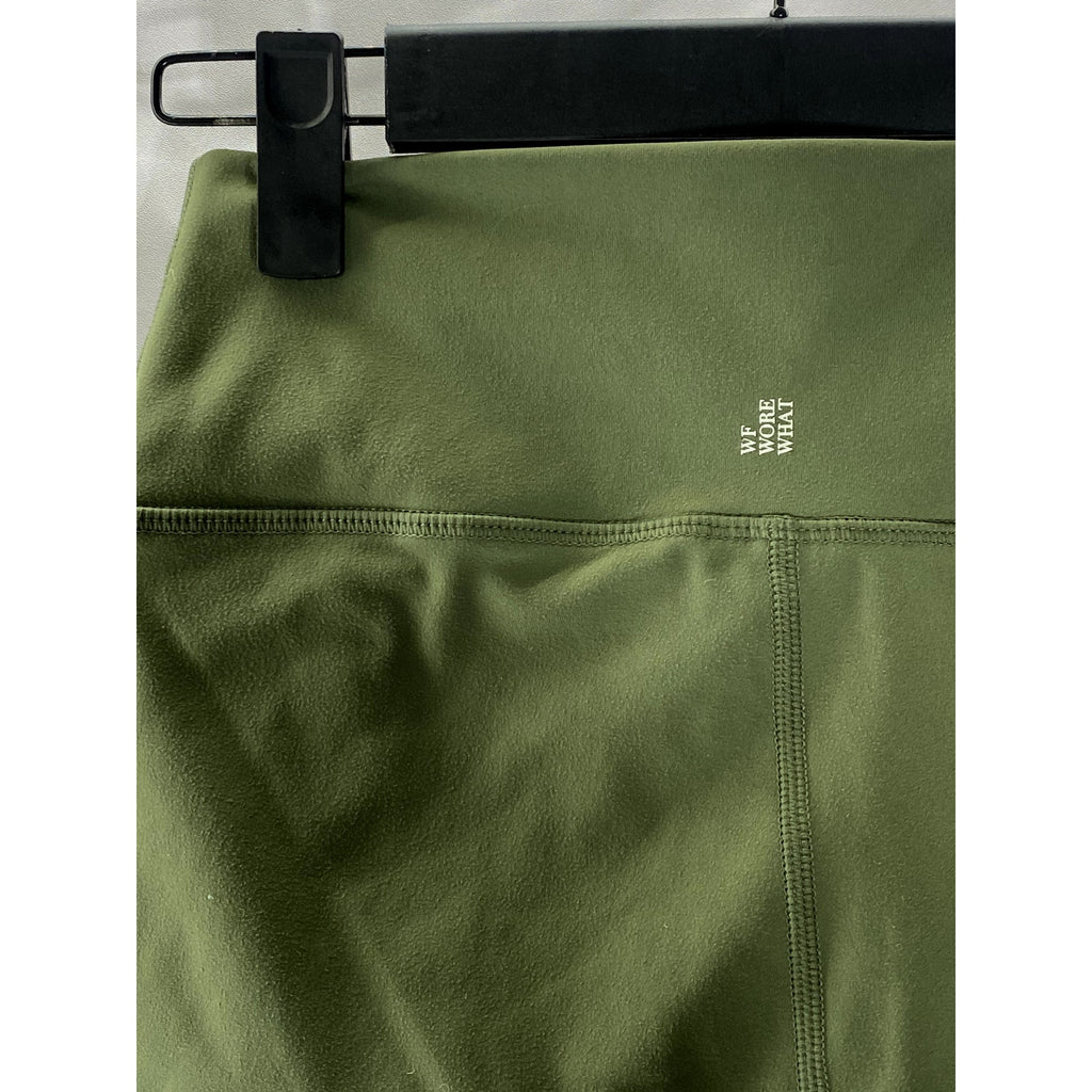 WEWOREWHAT Women's Army Green Solid Pull-On Casual Biker Shorts SZ S