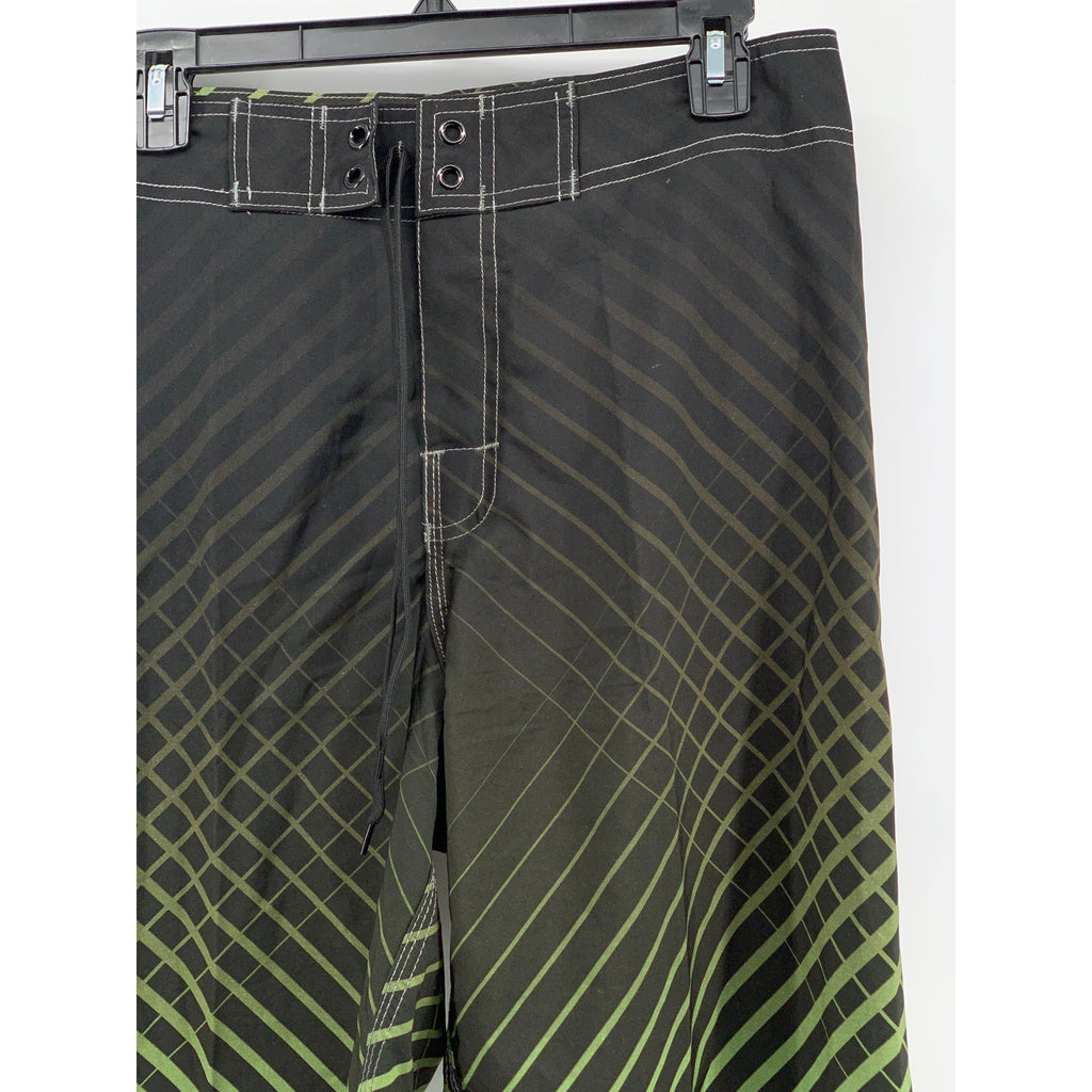CLOTHIN Men's lack-Green Square Print Pull-On Swim Board Shorts SZ 30