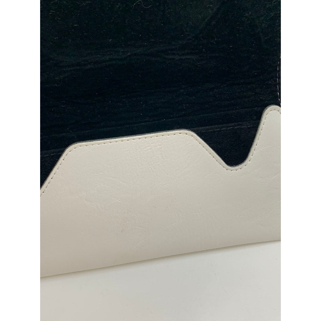 ELIZABETH AND JAMES Women's White Sunglass Clutch