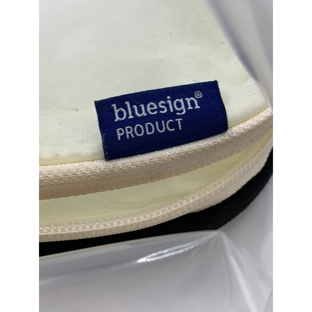 THULE Ivory Extendable Lightweight Travel Zipper Bag SZ OS