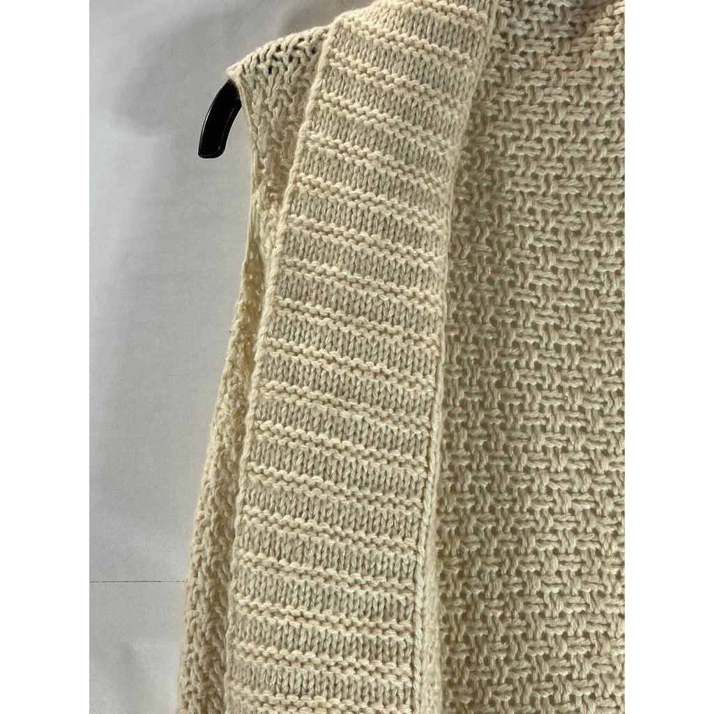 UNBRANDED Women's Tan Crochet Snap-Button Tassel Fringe Poncho/Shawl SZ OS