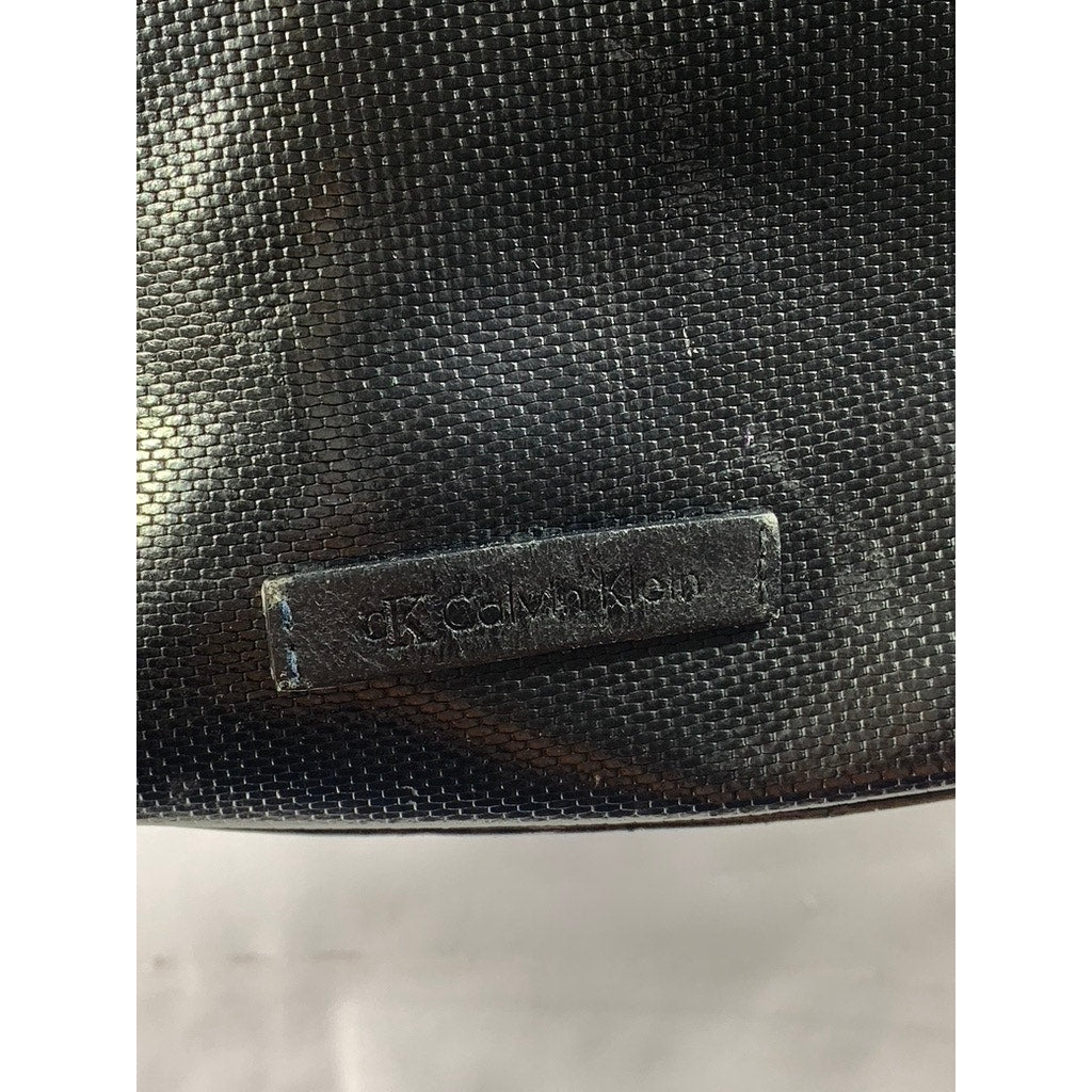 CALVIN KLEIN Women's Black Faux Leather Textured Shoulder Bag