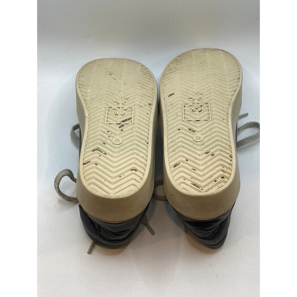 SHU SHOPS Women's Black Star Print Poppea Platform Lace-Up Casual Sneakers SZ6.5