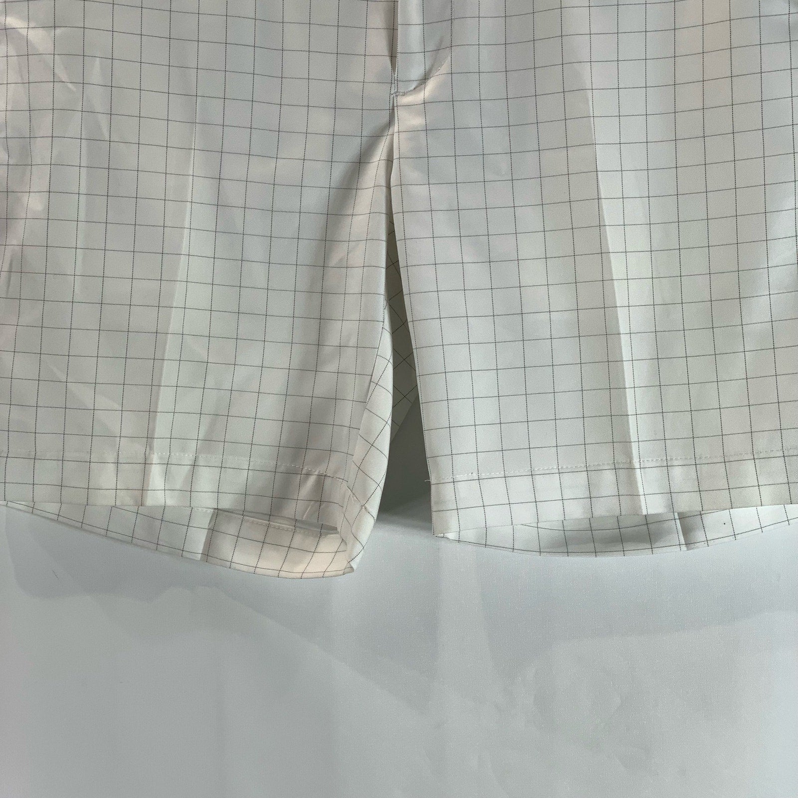 GREG NORMAN Men's White Checkered  Regular-Fit Chino Shorts SZ 34