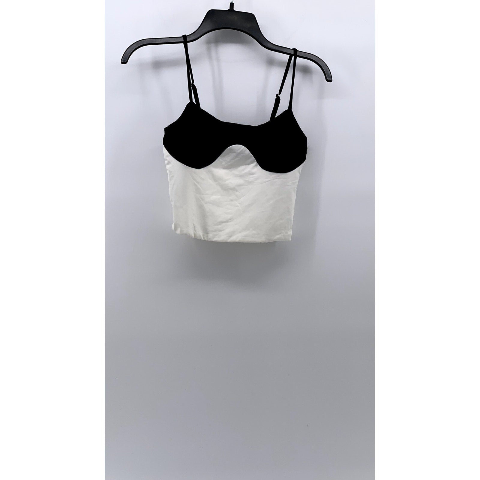 FOREVER 21 Women's Black-White Colorblock Spaghetti Strap Cropped Top SZ S