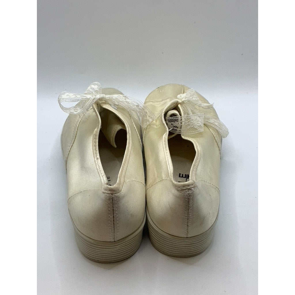 NINE WEST Women's Cream Satin Like Lace Sneakers SZ 8