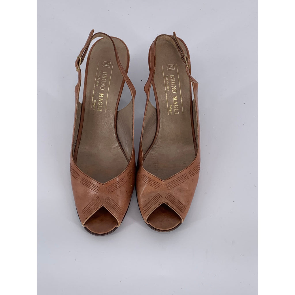 BRUNO MAGLI Women's Vintage Brown Leather AA Peep-Toe Slingback Pumps SZ 9