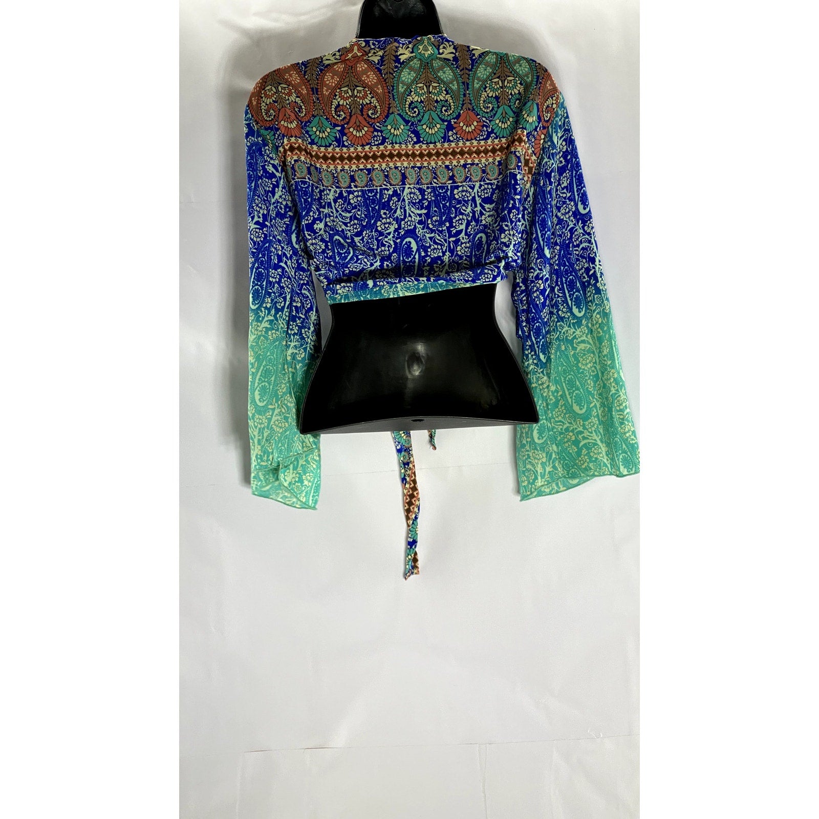 BIG BULL By CAM Women's Blue/Green Floral Paisley Tie-Knot Flare Sleeve Top SZ M