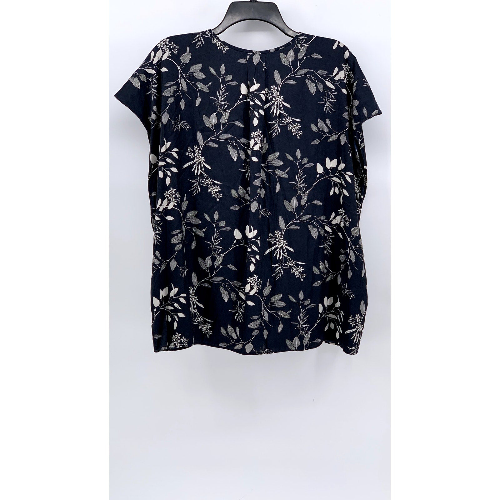 BANANA REPUBLIC Women's Navy Floral Split Neck Short Sleeve Essential Top SZ XL