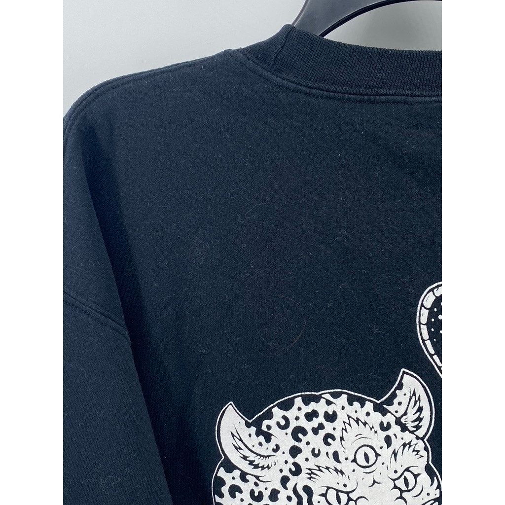 GILDAN Men's Black Heavy Blend Steiner Gorilla, Snake, Leopard Sweatshirt SZ L