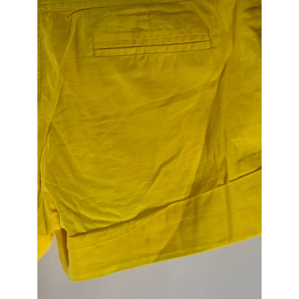 5|48 Women's Yellow Extended Button Casual Shorts SZ 0