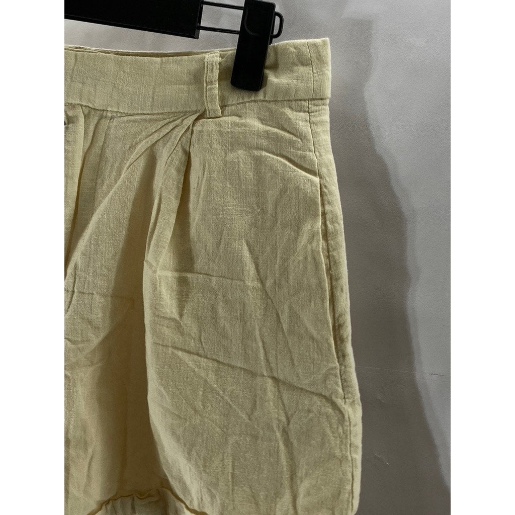 SHEIN Women's Beige Lightweight Extended-Button Casual Shorts SZ 2