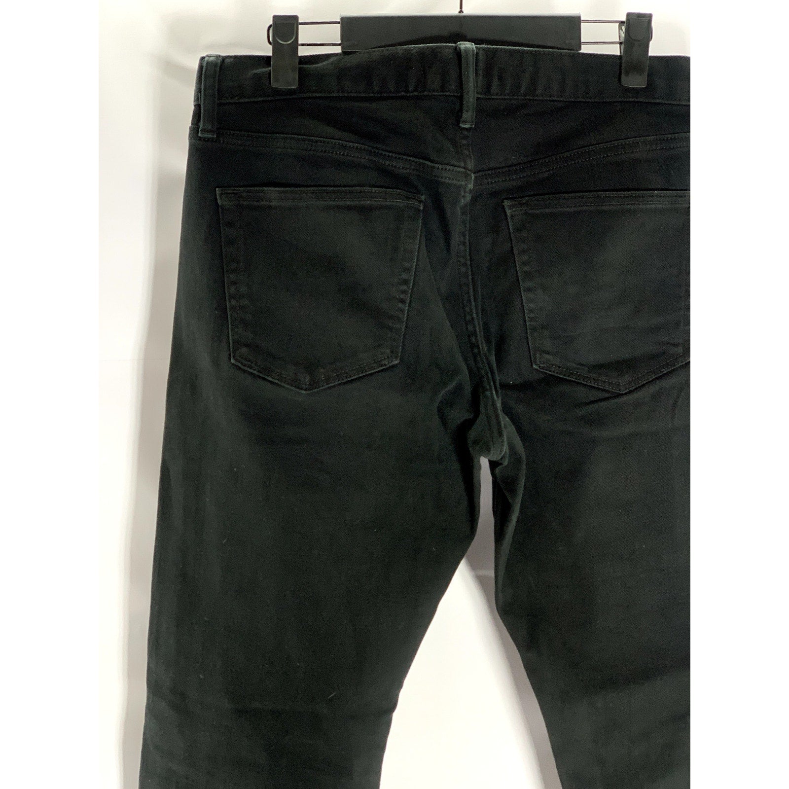 UNIQLO Men's Black Solid Slim Straight Low-Rise Five-Pocket Jean SZ 31X32