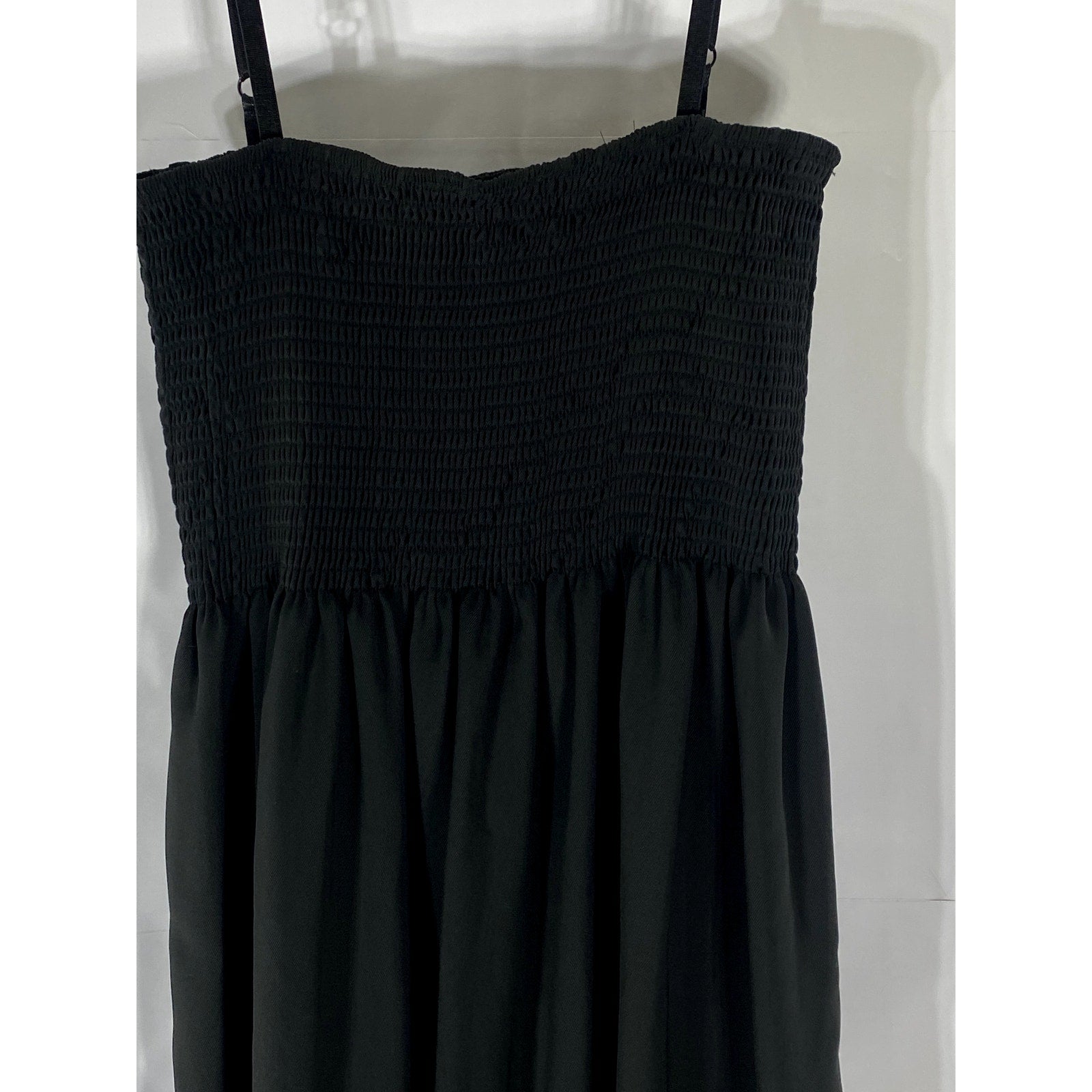 UNBRANDED Women’s Black Solid Smocked Adjustable Strap Midi A-Line Dress SZ XL