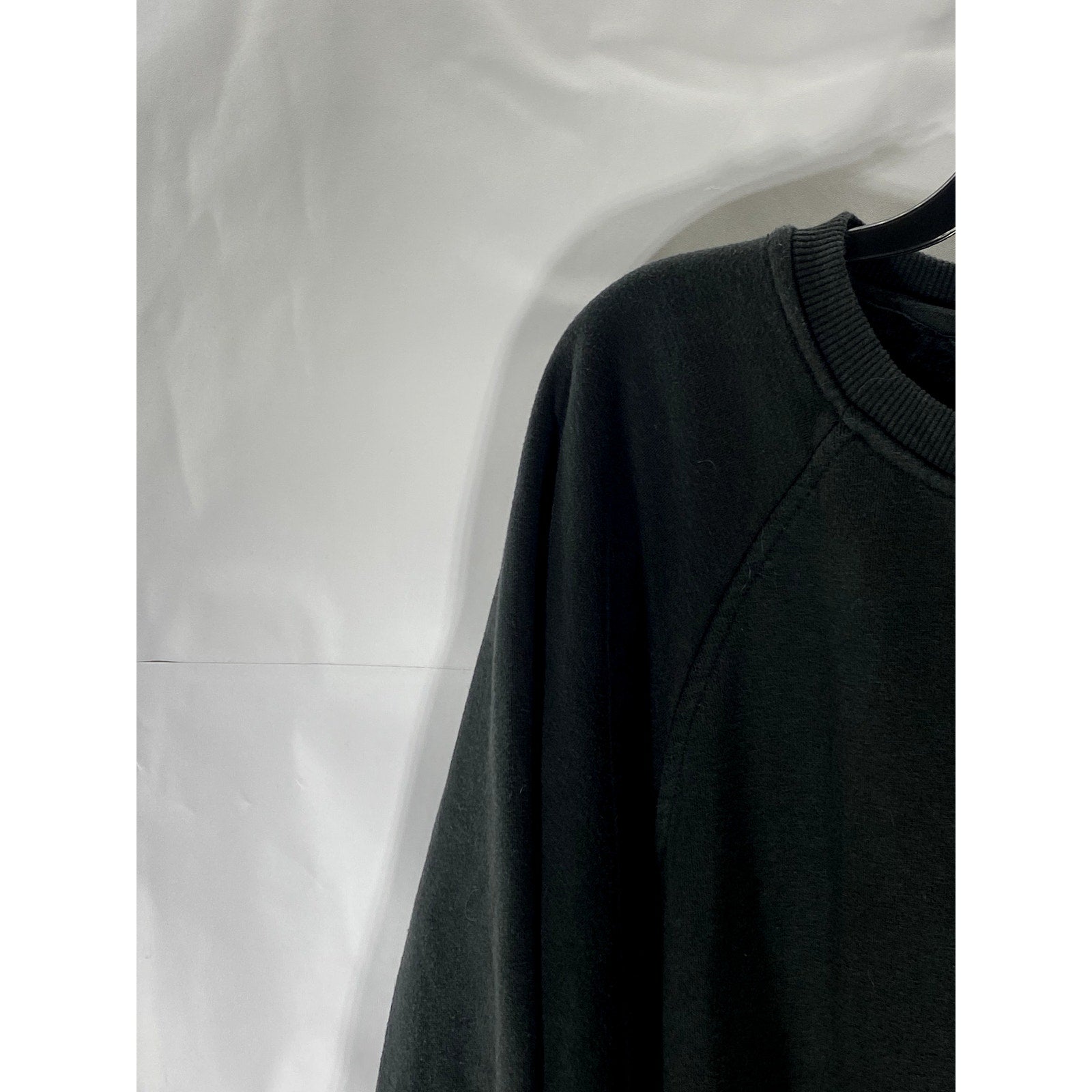 STANDARD/CLOTH Men’s Black Solid Classic Crewneck Pullover Sweatshirt SZ L