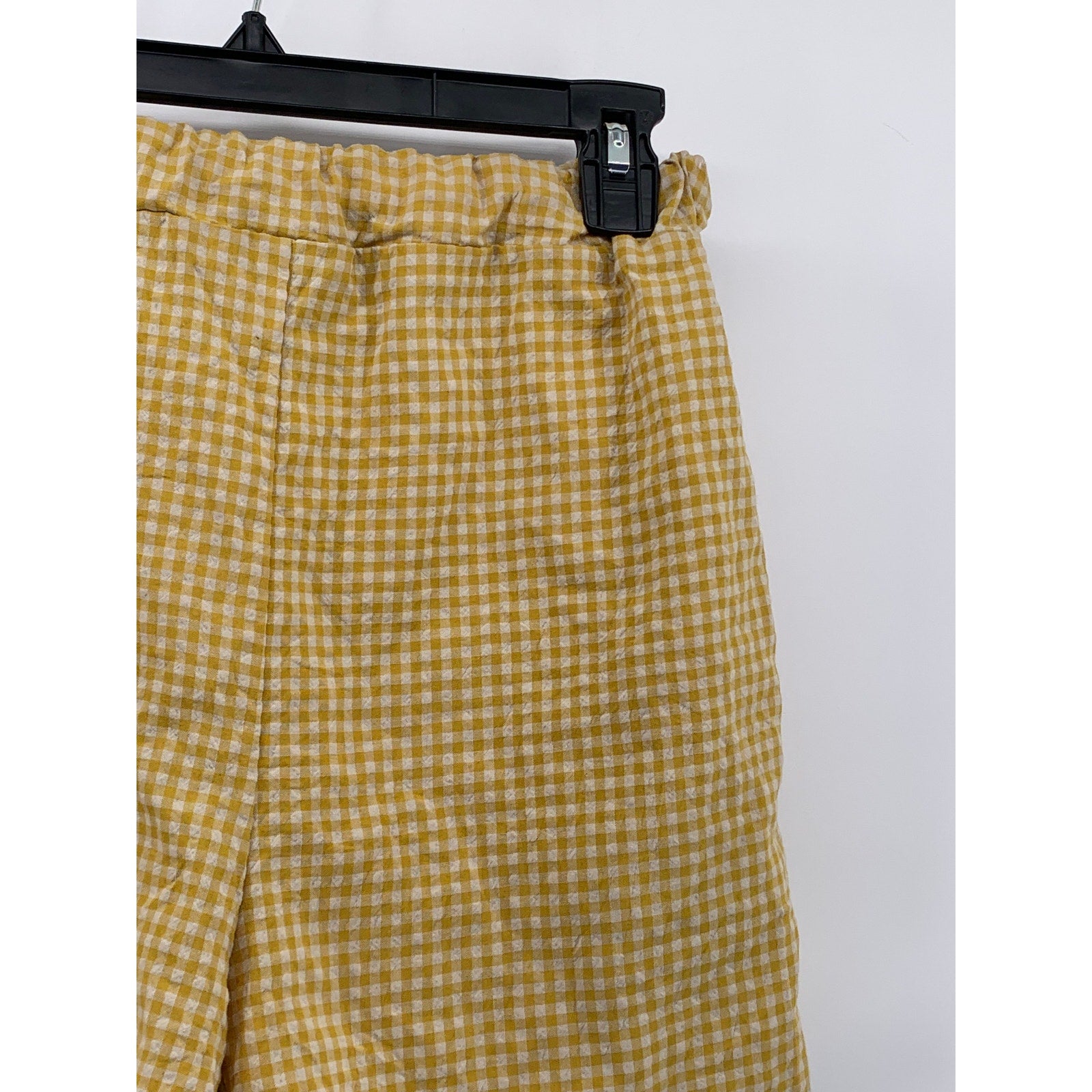 UNBRANDED Women's Yellow-White Gingham Pull-On High-Rise Casual Shorts SZ S