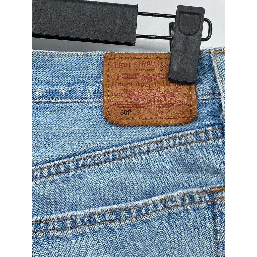 LEVI'S Women's Light Wash Blue Distressed 501 Denim Cutoff Shorts SZ 26