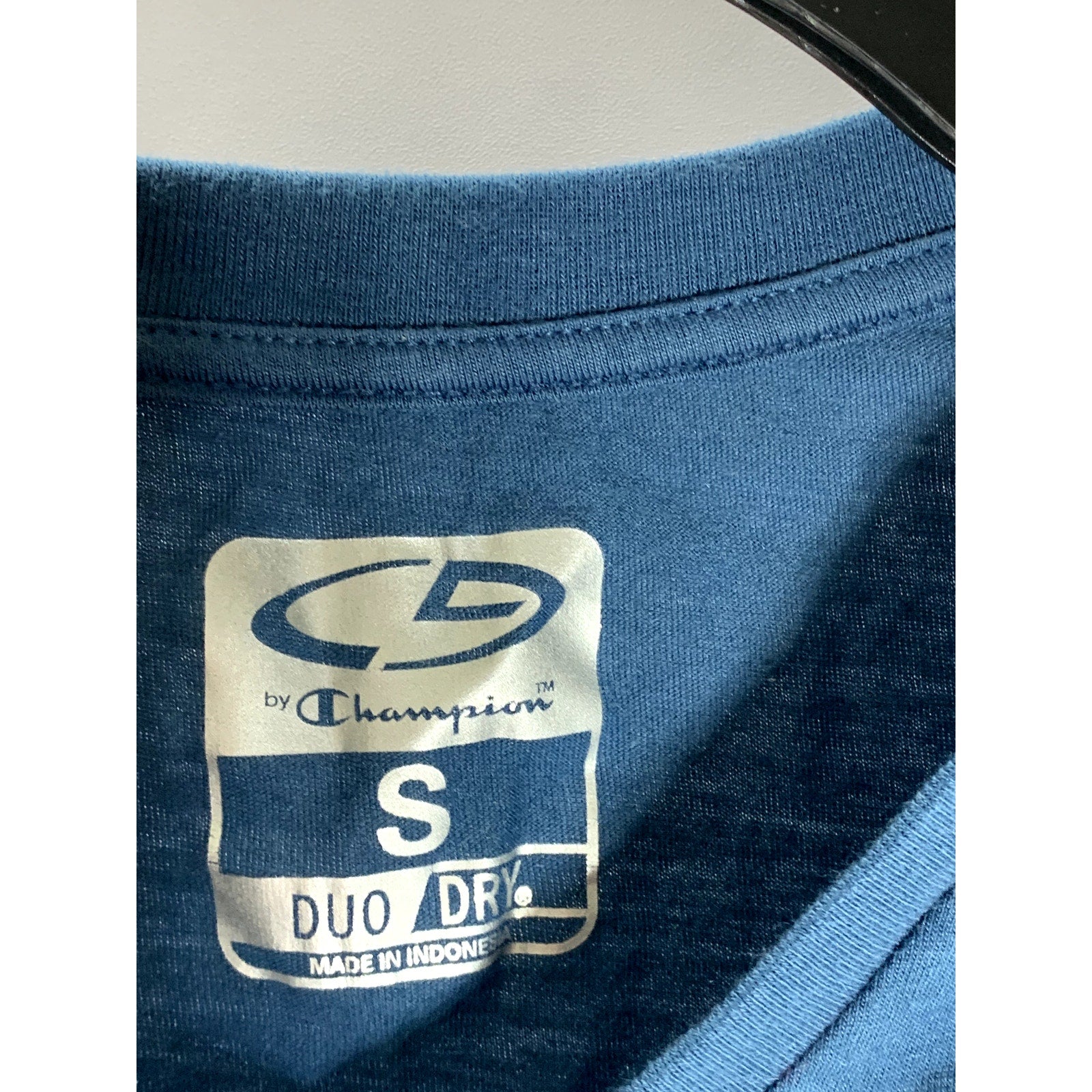 C9 By CHAMPION Women's Navy Duo-Dry Short Sleeve Top SZ S