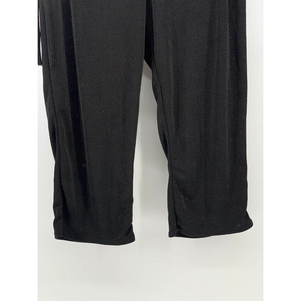 FASHION NOVA Women's Y2K Inspired Black Stretch High Waisted Capri Pants SZ M