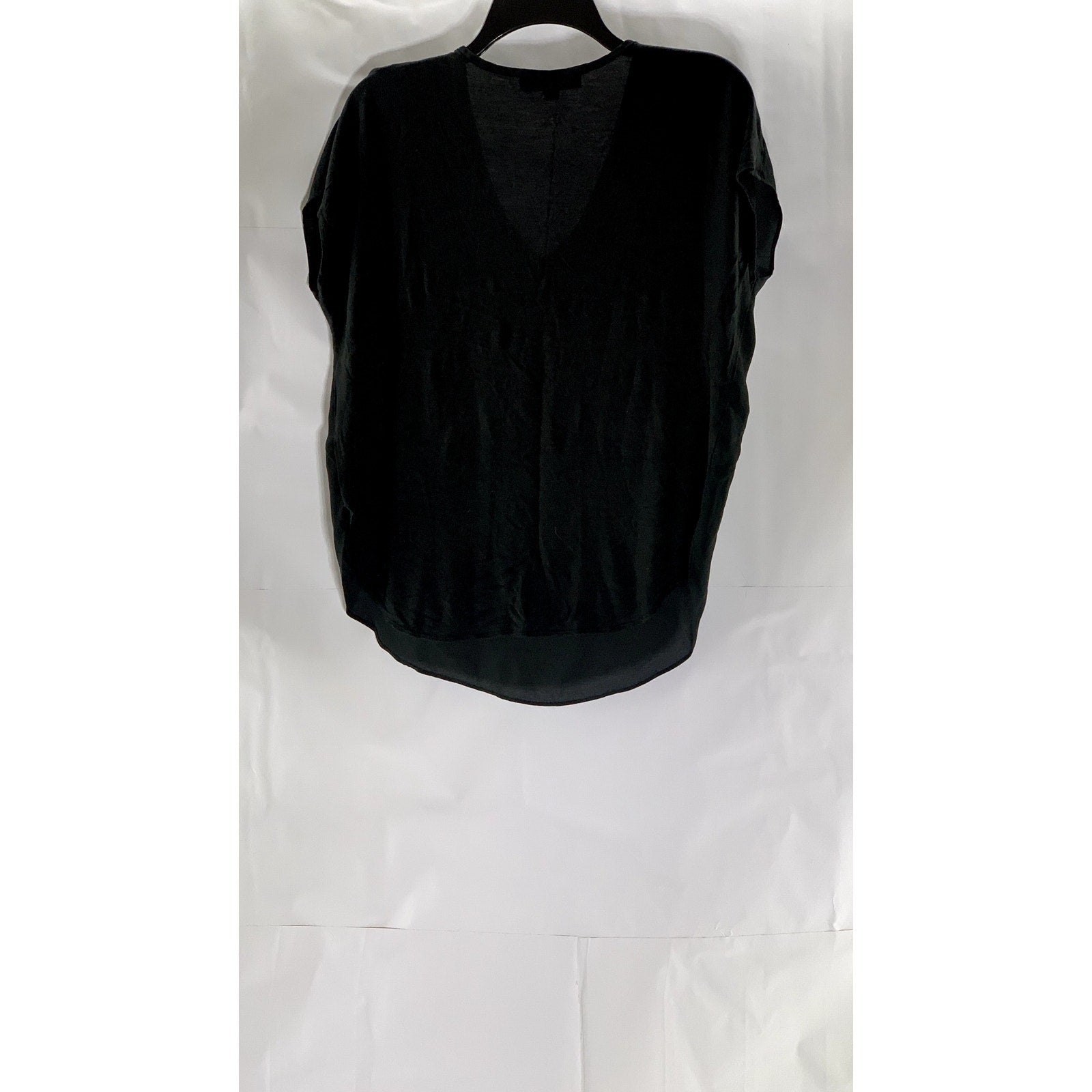 LOFT Women's Black Solid Sheer V-Neck Short Sleeve Round Hem Top SZ S
