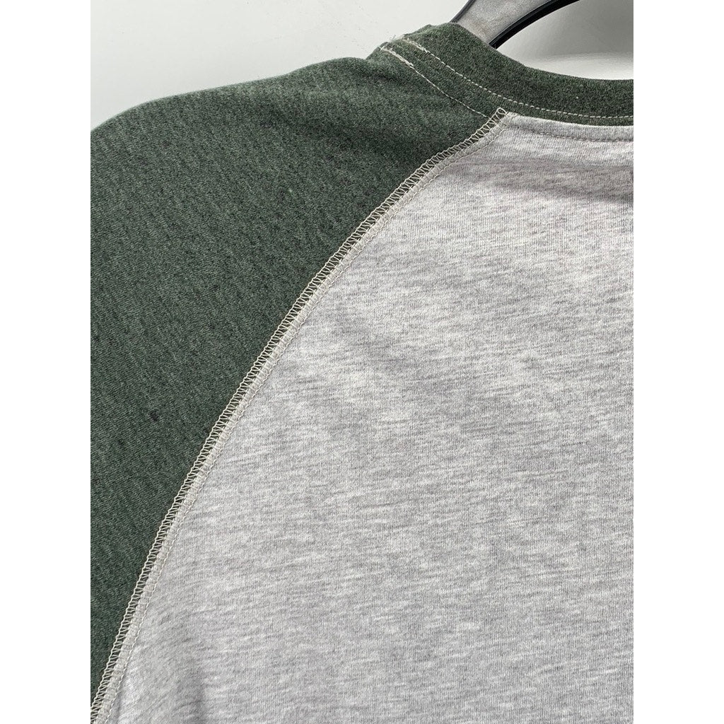 NIKE SB Men's Green- Heather Gray Colorblock Long Sleeve Henley T-Shirt SZ M