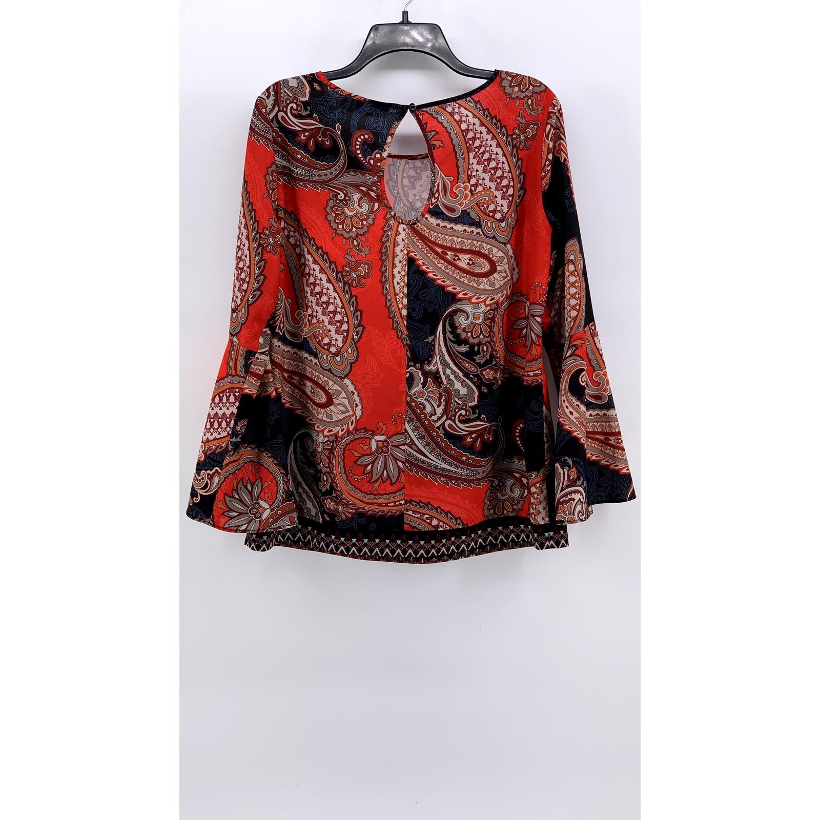 NEW YORK & COMPANY Women's Red Paisley Print Long Bell Sleeve Top SZ M